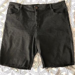 Cute midi denim shorts ...